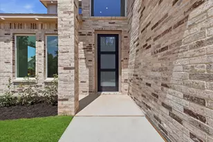 173 W Shore, Lewisville, TX 75057 - Photo 2