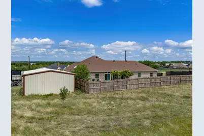 1032 Justin Drive, Springtown, TX 76082 - Photo 32