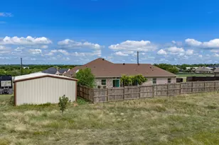 1032 Justin Dr, Springtown, TX 76082 - Photo 32