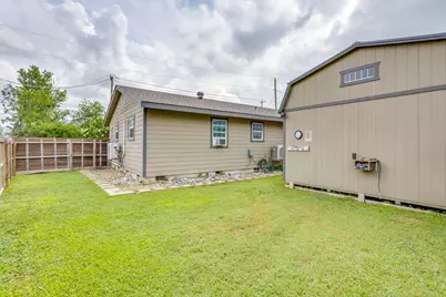 203 E Henderson Street, Itasca, TX 76055 - Photo 34