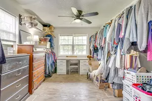 203 E Henderson St, Itasca, TX 76055 - Photo 28