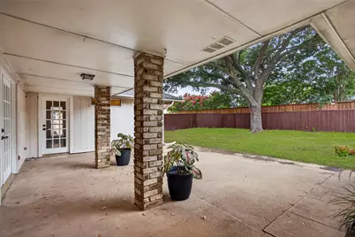 2303 McCoy Road, Carrollton, TX 75006 - Photo 30