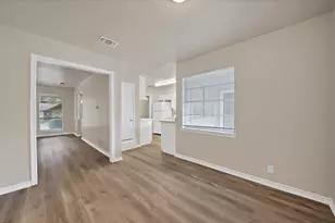 502 Pine Bluff Dr, Lewisville, TX 75067 - Photo 10