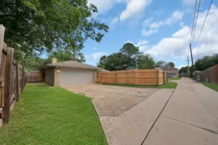 502 Pine Bluff Dr, Lewisville, TX 75067 - Photo 30
