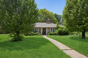 724 W Five Mile Pkwy, Dallas, TX 75224 - Photo 1