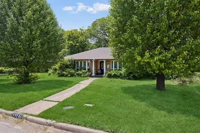 724 W Five Mile Parkway, Dallas, TX 75224 - Photo 2