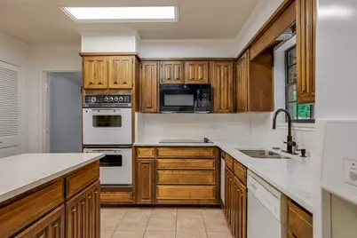 4533 Cinnamon Hill Drive, Fort Worth, TX 76133 - Photo 8