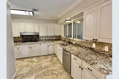 1926 Laurelwood Drive, Denton, TX 76209 - Photo 2