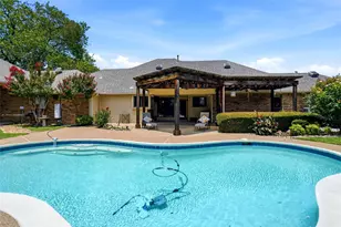2412 Emerald Cir, Southlake, TX 76092 - Photo 1