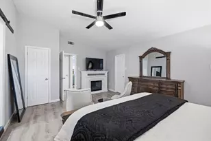 4905 Emerald Lake Dr, Fort Worth, TX 76103 - Photo 18