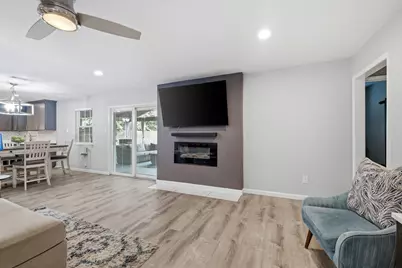 4905 Emerald Lake Drive, Fort Worth, TX 76103 - Photo 26
