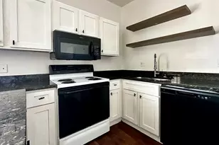512 Daughtrey Ave, Waco, TX 76706 - Photo 8