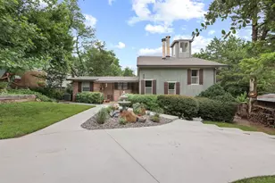 39 Windsor Dr, Pottsboro, TX 75076 - Photo 2