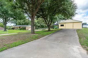 18448 County Rd 138, Flint, TX 75762 - Photo 2