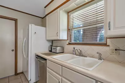 18448 County Road 138, Flint, TX 75762 - Photo 10