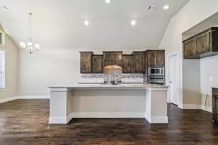 2508 Sanders Ct, Bedford, TX 76021 - Photo 8