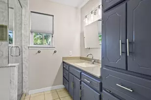 2715 Regal Dr, Denison, TX 75020 - Photo 10