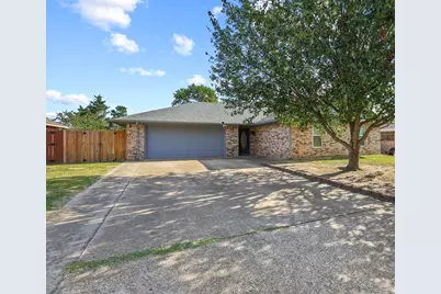 2715 Regal Drive, Denison, TX 75020 - Photo 2