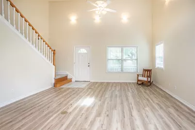 226 Gordon Street, Gainesville, TX 76240 - Photo 8