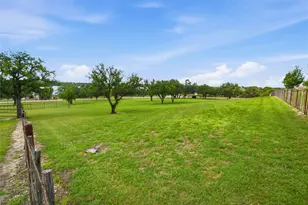 701 Cactus Rio Dr, Weatherford, TX 76087 - Photo 34