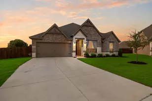 1802 Golden Mdw Ct, Cleburne, TX 76033 - Photo 2