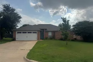 1610 Ocean Dr, Mansfield, TX 76063 - Photo 1