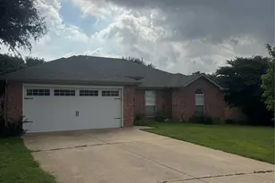 1610 Ocean Dr, Mansfield, TX 76063 - Photo 4