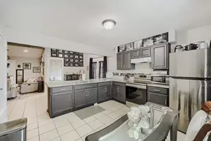1443 Brook Meadow Cir, Lancaster, TX 75134 - Photo 6