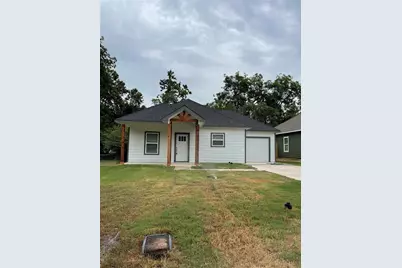 524 W Florence Street, Denison, TX 75020 - Photo 1
