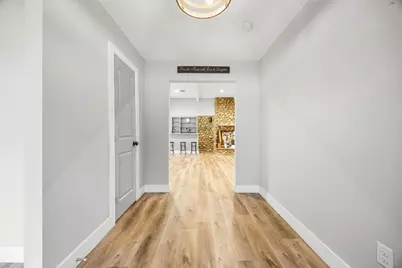 1810 Waterwood Drive, Arlington, TX 76012 - Photo 2