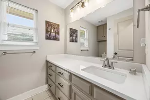 1810 Waterwood Dr, Arlington, TX 76012 - Photo 10