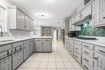1810 Waterwood Drive, Arlington, TX 76012 - Photo 8