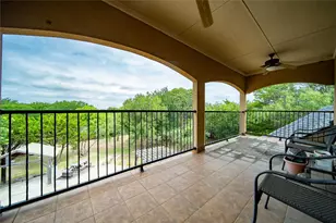 2785 S Lakeview Dr, Cedar Hill, TX 75104 - Photo 2