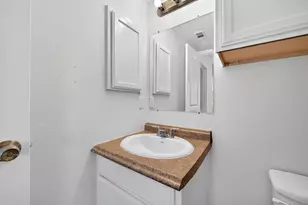 9829 Walnut St, Dallas, TX 75243 - Photo 26