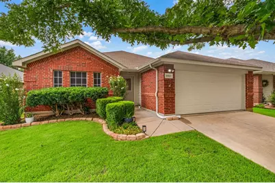 8421 Cactus Flower Drive, Fort Worth, TX 76131 - Photo 4