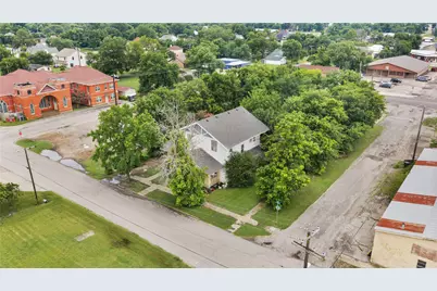 300 Hickory Street, Honey Grove, TX 75446 - Photo 26