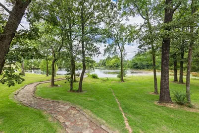 609 County Road 2421, Como, TX 75431 - Photo 8