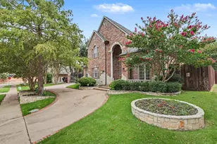 195 Chaucer Ct, Coppell, TX 75019 - Photo 2