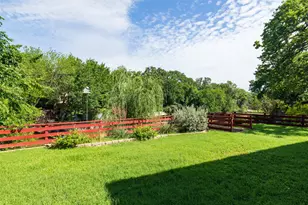 205 Timberlake Dr, Azle, TX 76020 - Photo 30
