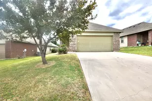 1122 Story Book Ln, Weatherford, TX 76086 - Photo 1