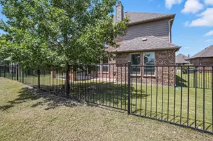 2404 Sabine Cir, Royse City, TX 75189 - Photo 28