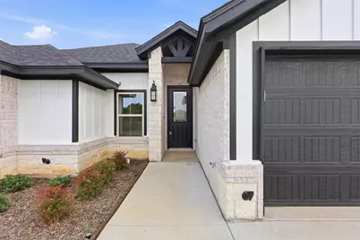 1512 Oleander Drive, Tolar, TX 76476 - Photo 4