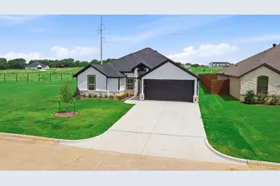 1512 Oleander Drive, Tolar, TX 76476 - Photo 2
