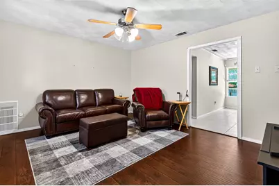 2718 Ridgewood Street, Irving, TX 75062 - Photo 4