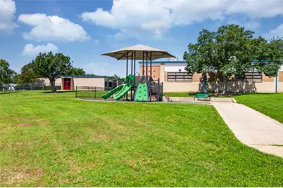 2718 Ridgewood Street, Irving, TX 75062 - Photo 24