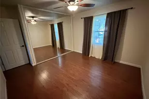 1218 N Center St, Arlington, TX 76011 - Photo 6