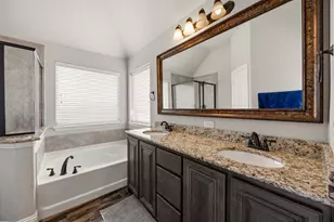 317 Thompson Dr, Van Alstyne, TX 75495 - Photo 14