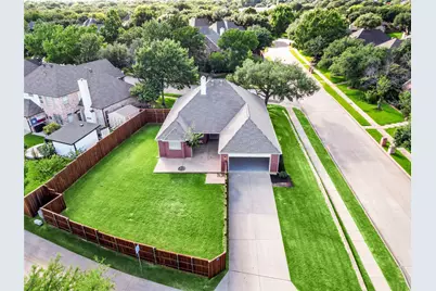 1601 Shadywood Lane, Flower Mound, TX 75028 - Photo 4