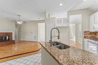 1601 Shadywood Lane, Flower Mound, TX 75028 - Photo 10
