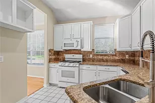 1601 Shadywood Ln, Flower Mound, TX 75028 - Photo 6